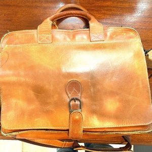Brown heavy leather shoulder laptop bag briefcase